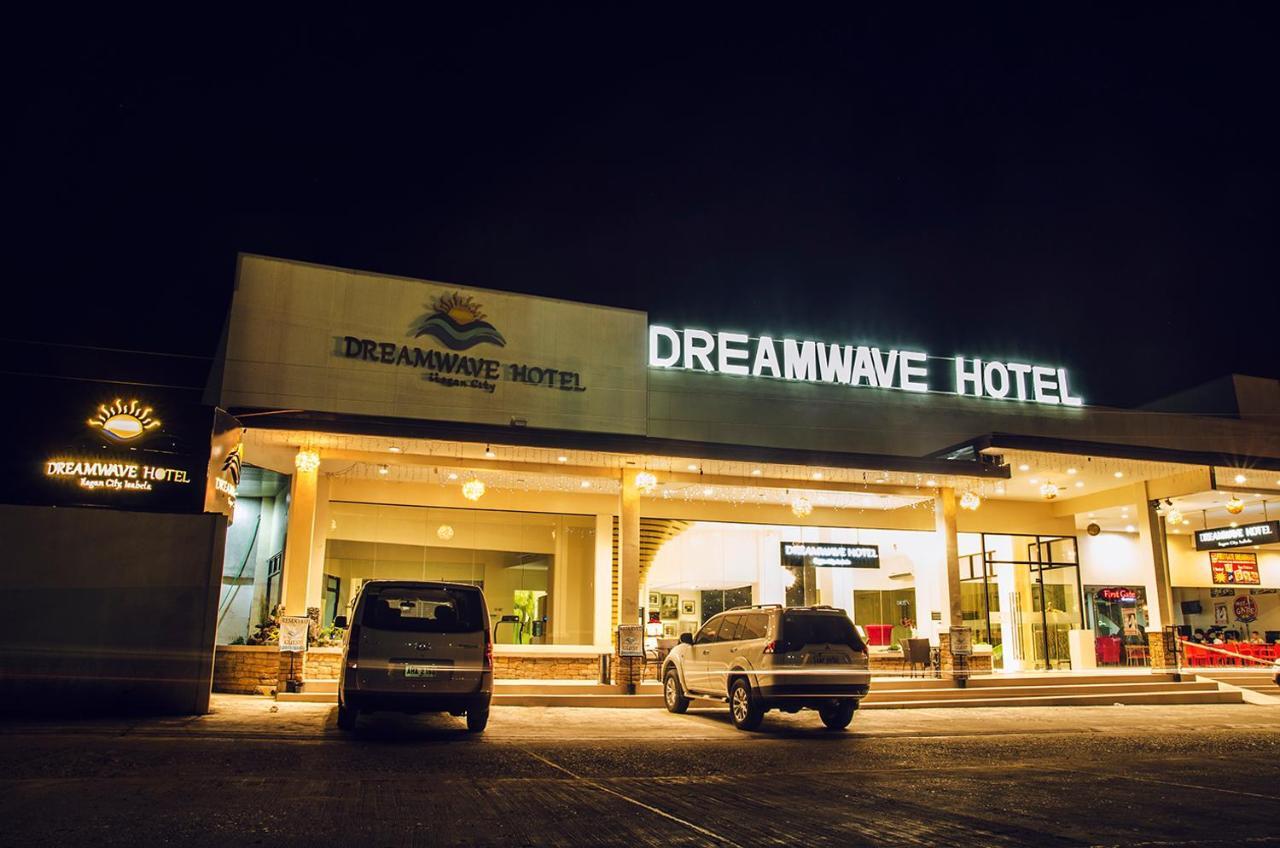 ดรีมเวฟ โฮเต็ล อิลากัน Hotel Ilagan ภายนอก รูปภาพ