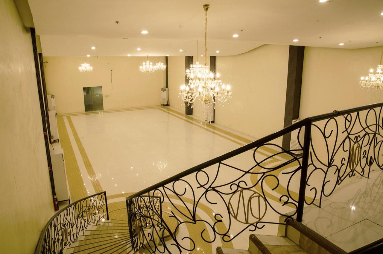 ดรีมเวฟ โฮเต็ล อิลากัน Hotel Ilagan ภายนอก รูปภาพ