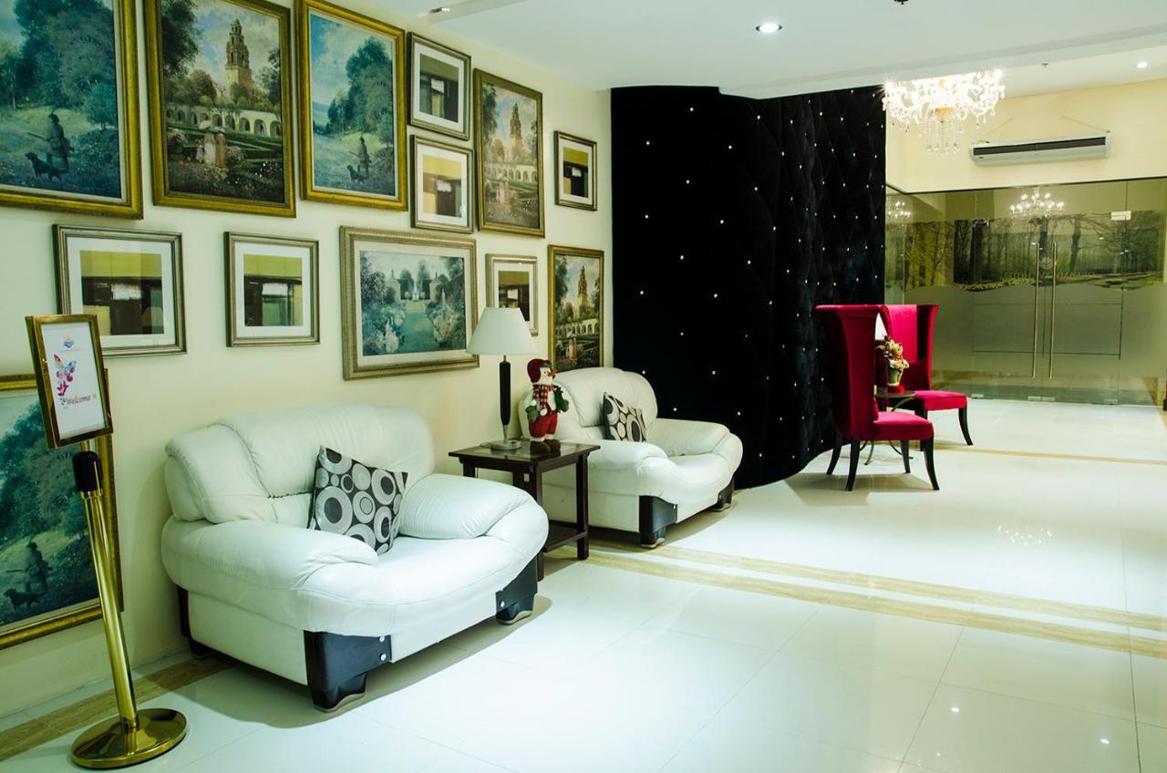 ดรีมเวฟ โฮเต็ล อิลากัน Hotel Ilagan ภายนอก รูปภาพ